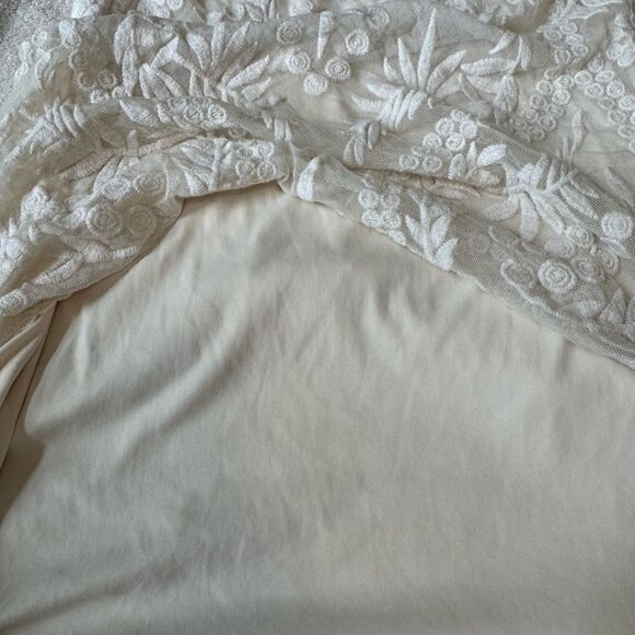 Express White Sheath Dress with Bishop Sleeves and V-neck - Picture 4 of 7